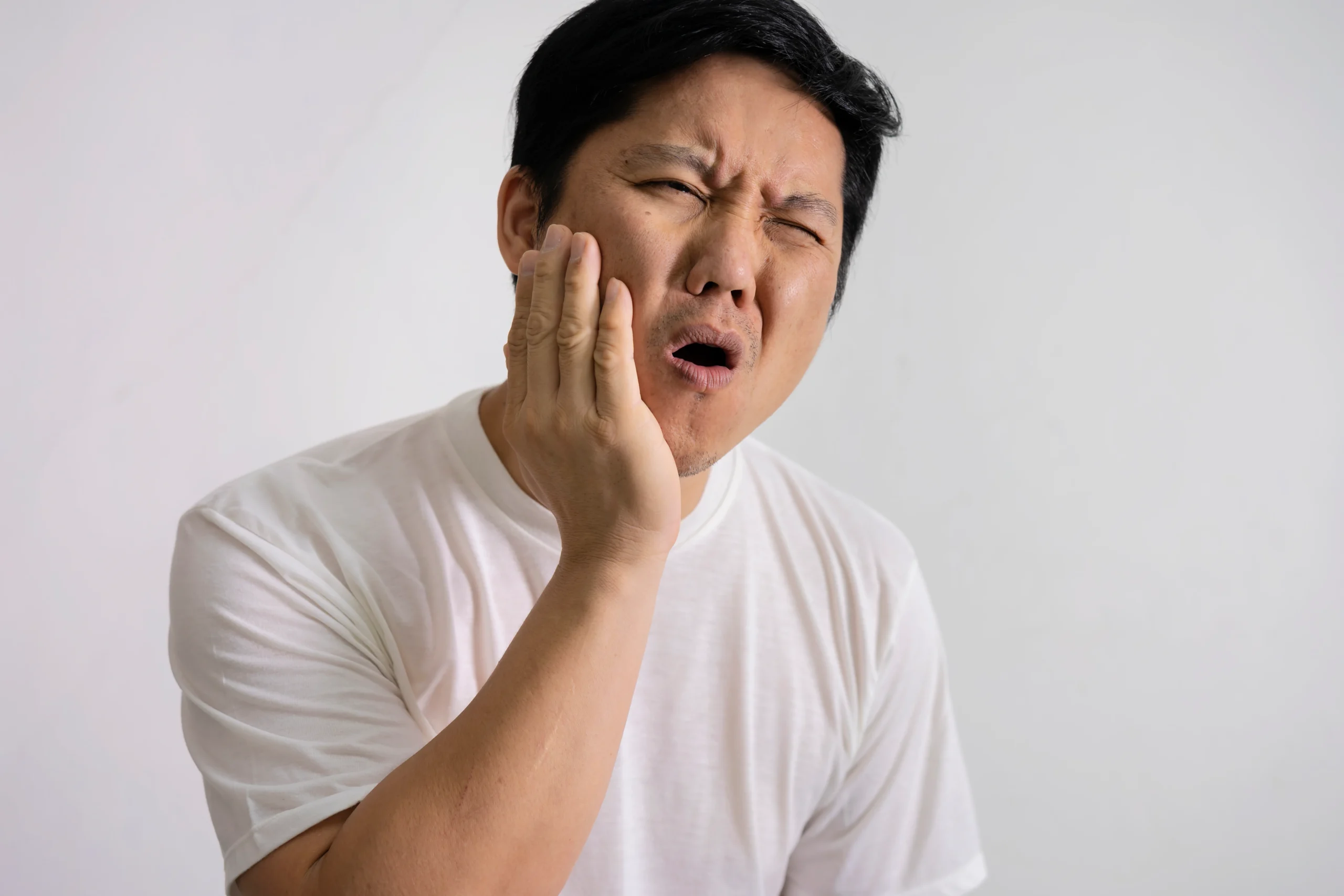 Penyebab dan Gejala Bell's Palsy yang Harus Diwaspadai - Lamina Pain and Spine Center