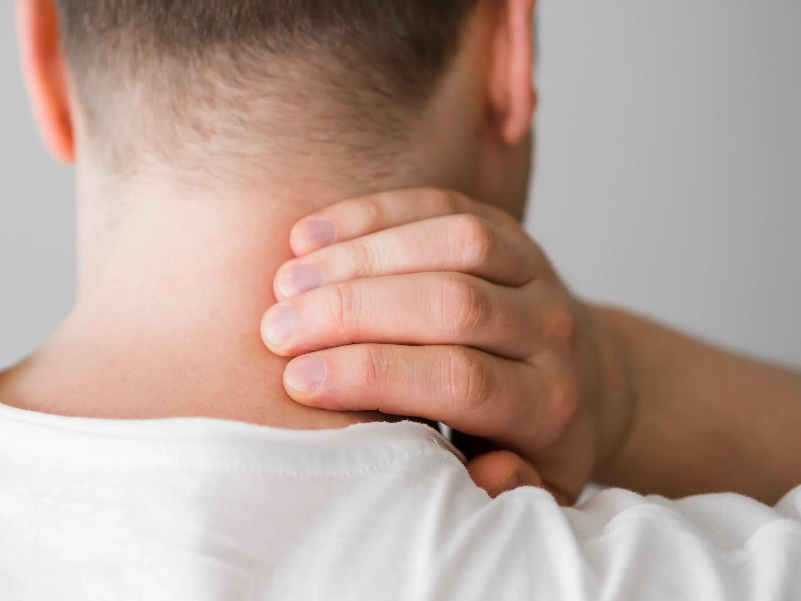 Cara Penyembuhan Radikulopati Servikal Tanpa Operasi - Lamina Pain and Spine Center