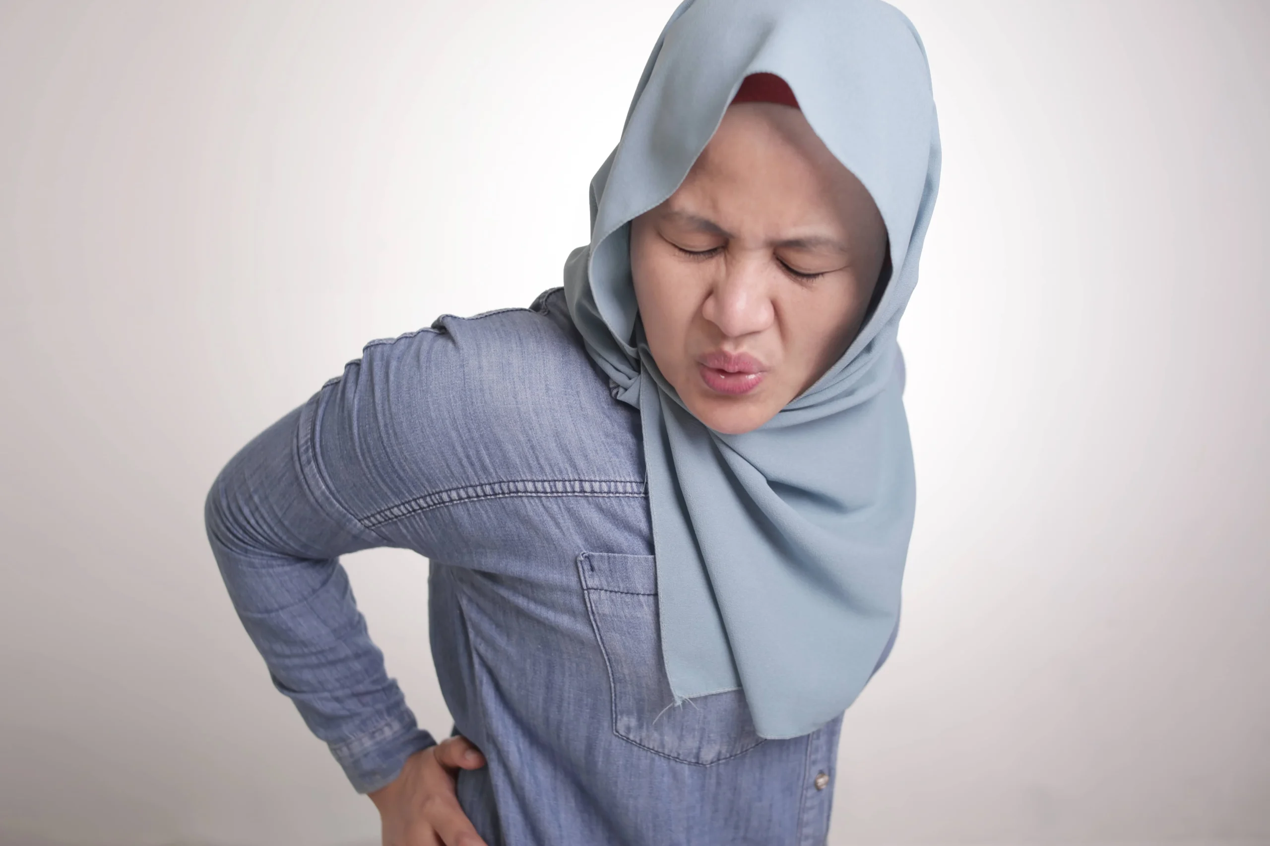 nyeri radikuler - lamina pain and spine center